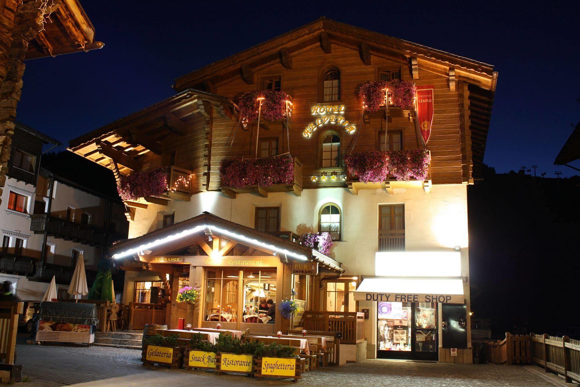 Hotel Helvetia Livigno Exteriör bild